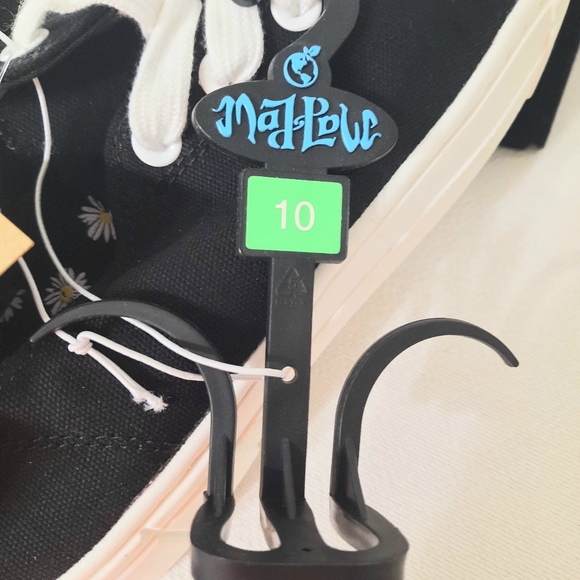 Mad Love Women's Tennis Shoes size 10 Black Global Recycled 50% materials Ladies - Picture 4 of 6